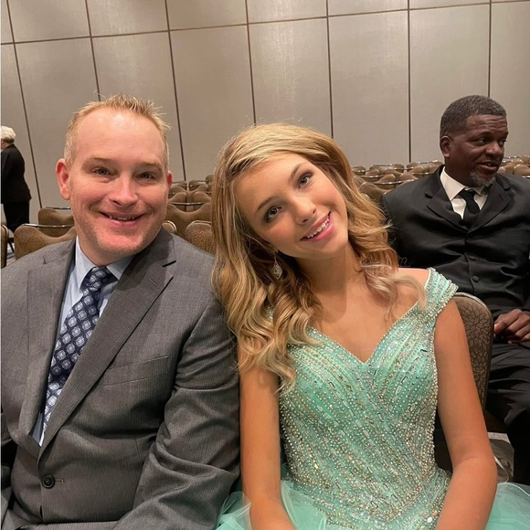 Meet your Posher, Jessica - Picture 4 of 12